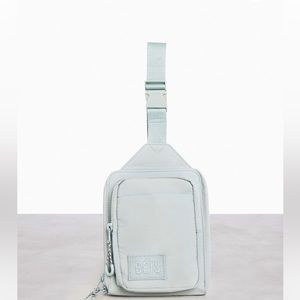 BEIS Sling Bag